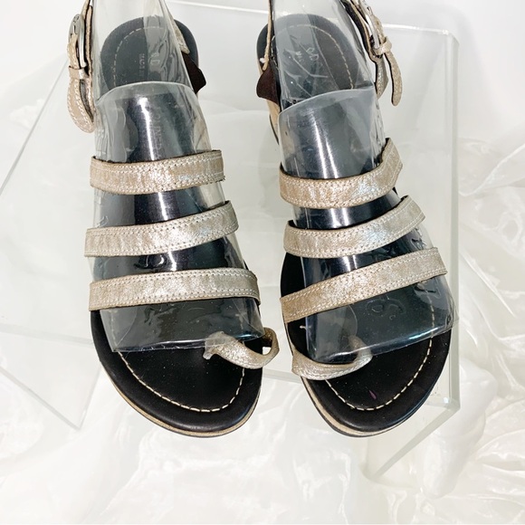 Donald Pliner Women’s Wedge Sandals! Size 91/2! - Picture 1 of 9